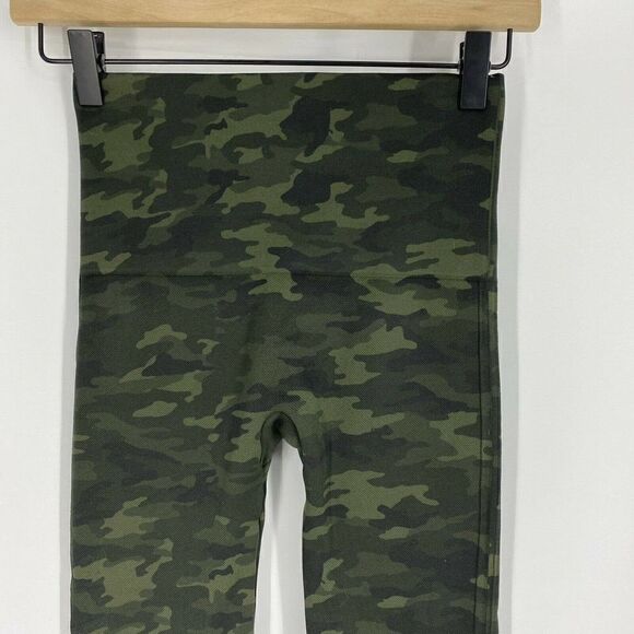 Spanx Leggings Camo Look At Me Now - Picture 4 of 6